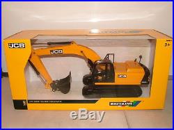 Britains No 43044 J C B JS 330 tracked excavator in 1.32 scale New