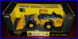 Ertl 825K John Deere Wheel Loader 1/50 scale
