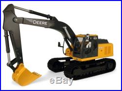 Ertl John Deere 200D Excavator, 116 Scale, Free Shipping, New