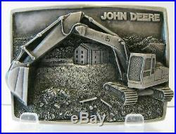 John Deere 690D Excavator 1987 Pewter Belt Buckle Deere & Company Moline Il jd