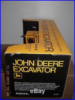 John Deere Excavator 1980 Ertl NIB 1/16th vintage Old Mint Scarce early box