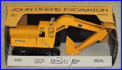 Vintage Ertl John Deere Toy Excavator Black Box 1/16 Scale Diecast Metal