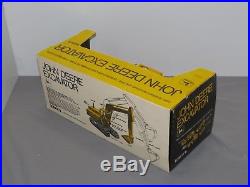 Vintage JOHN DEERE Excavator 1/25 Black Yellow Box 690 Slick Box RARE! Ertl 1970